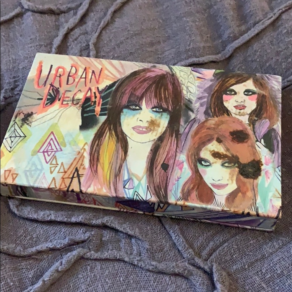 Urban Decay Eyeshadow Palette